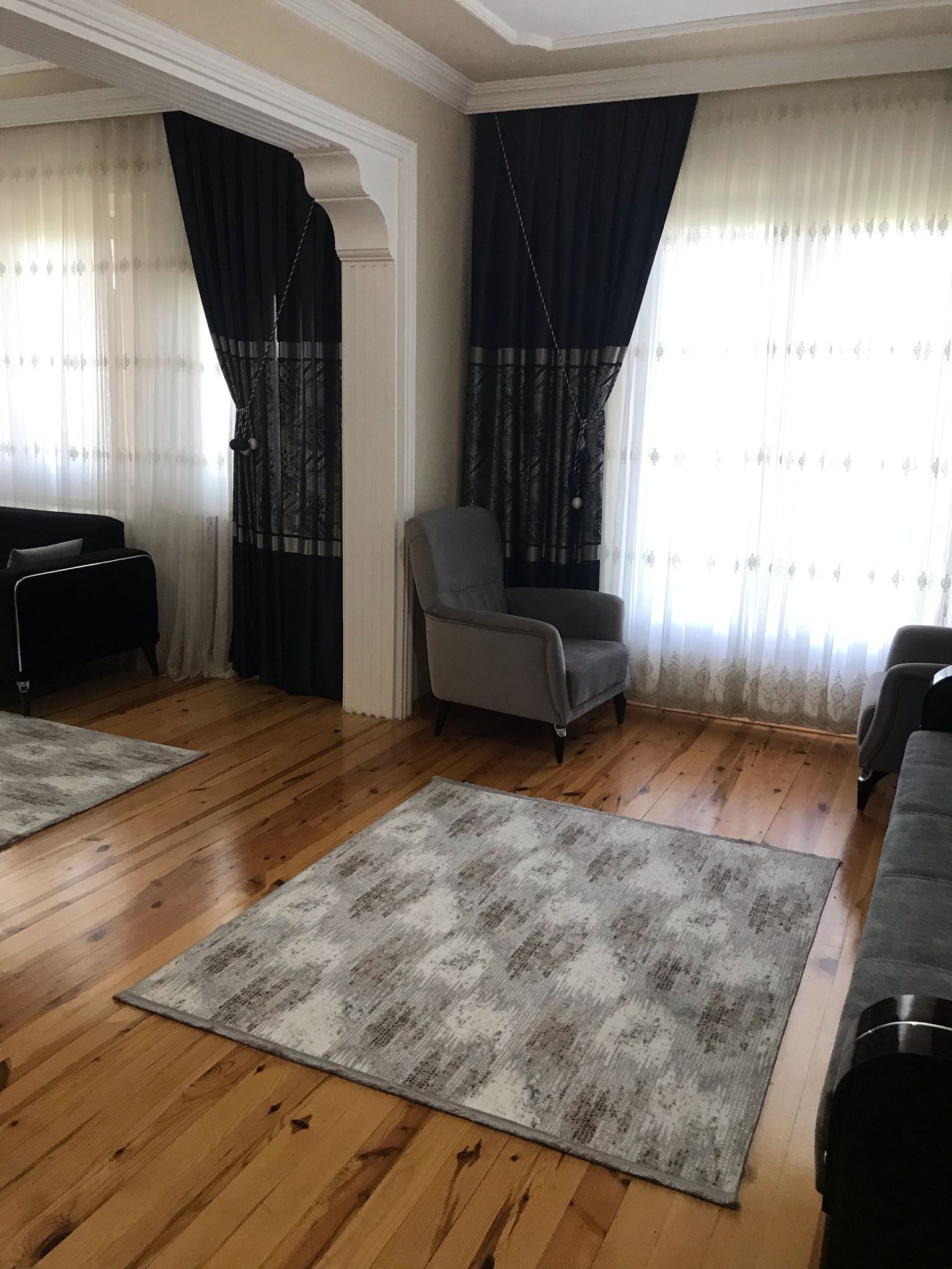 MABEL GAYRİMENKUL GÖLÇAYIR'DA MANZARALI KİRALIK DAİRE